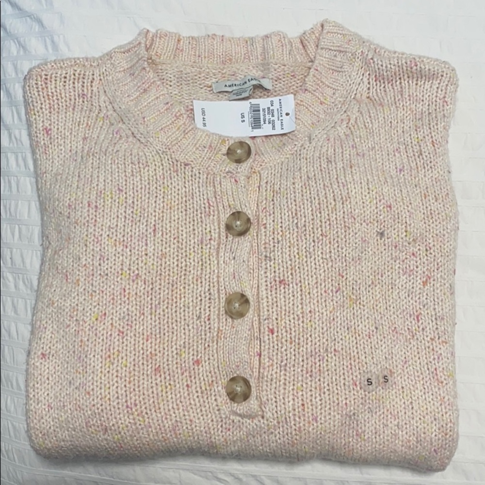 AMERICAN EAGLE 🦅 OUTFITTERS BUTTON DOWN SWEATER
